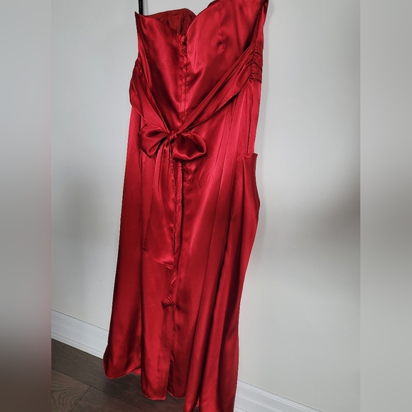 Alfred Angelo Red Satin Dress - Picture 10 of 15